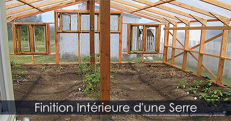Construire une Serre - Idée de finition intérieure pour serre de jardin - Teindre une serre de jardin en bois