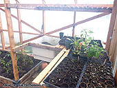 Construire une table de plantation avec évier pour serre de jardin - Banc de plantation pour serre