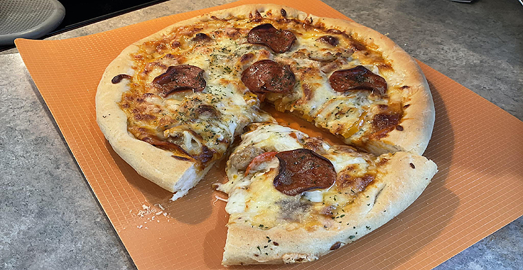 Recette de Pizza à plat profond ou Pan Pizza