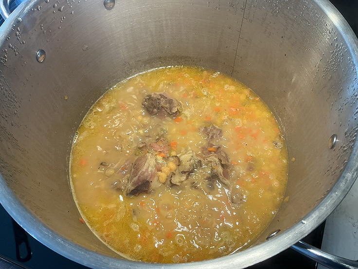 Soupe aux pois traditionnelle
