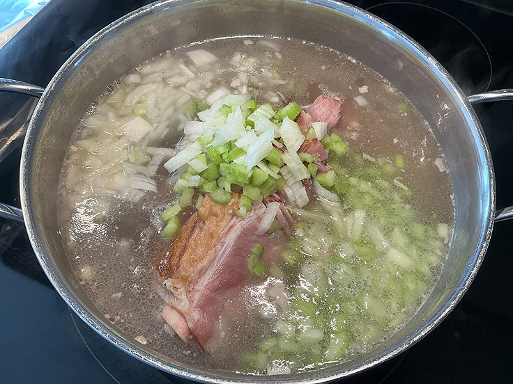 Soupe aux pois traditionnelle