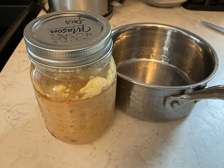 Soupe aux pois traditionnelle québécoise - Recette